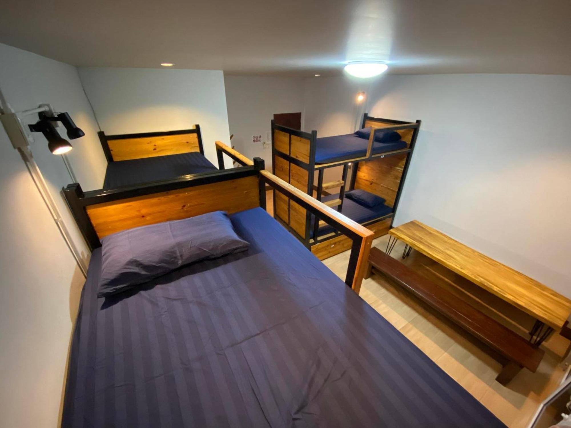 Eq Hostel Thong Sala Bagian luar foto
