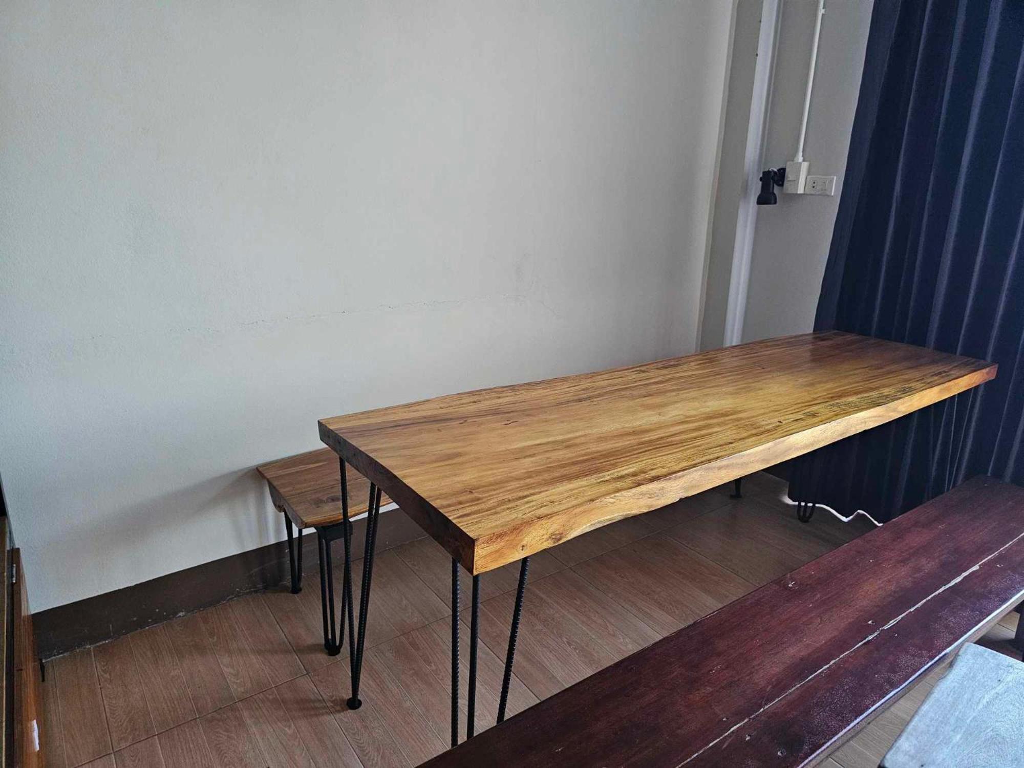 Eq Hostel Thong Sala Bagian luar foto